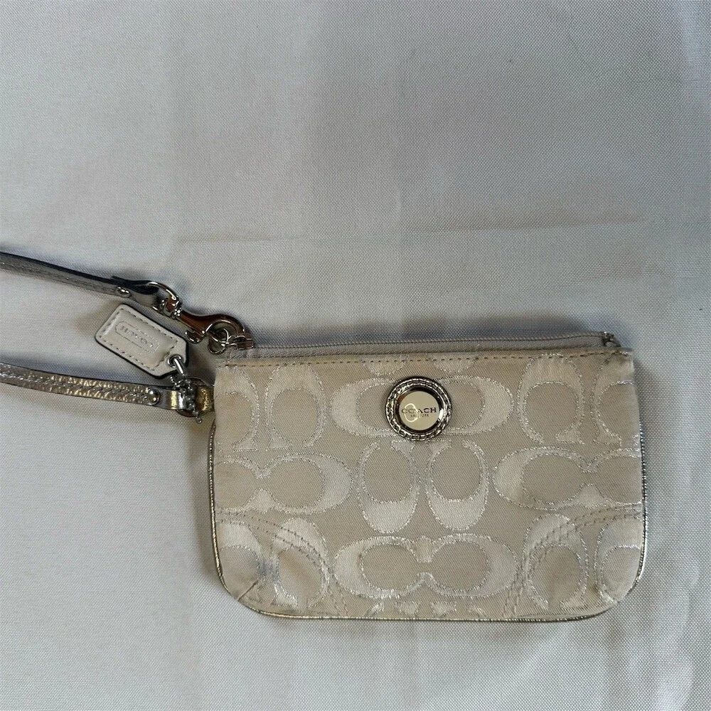 Coach Signature C Wristlet Clutch Cream Khaki Silver Small Zip Pouch Strap